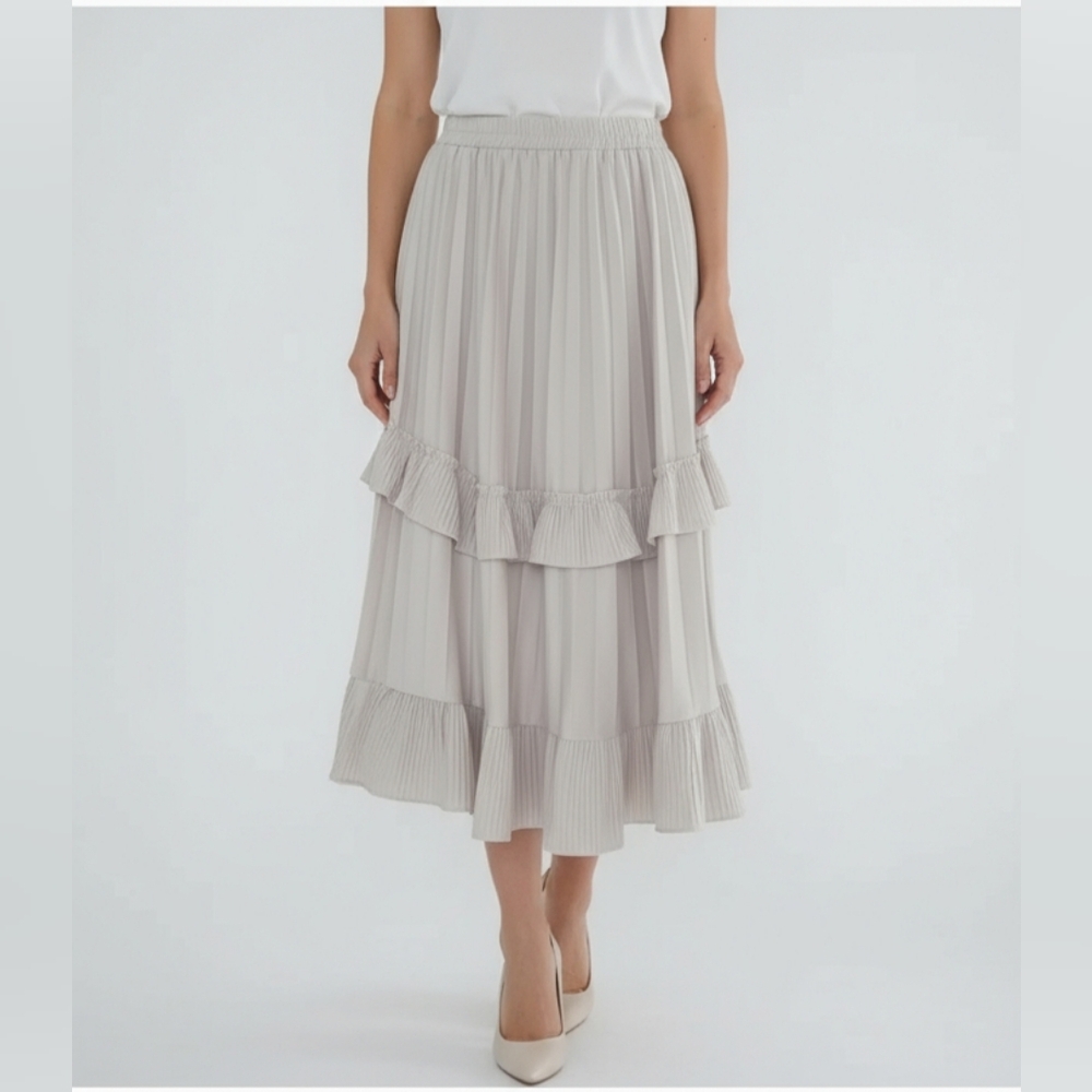 Boutique pleated midi skirt Boho